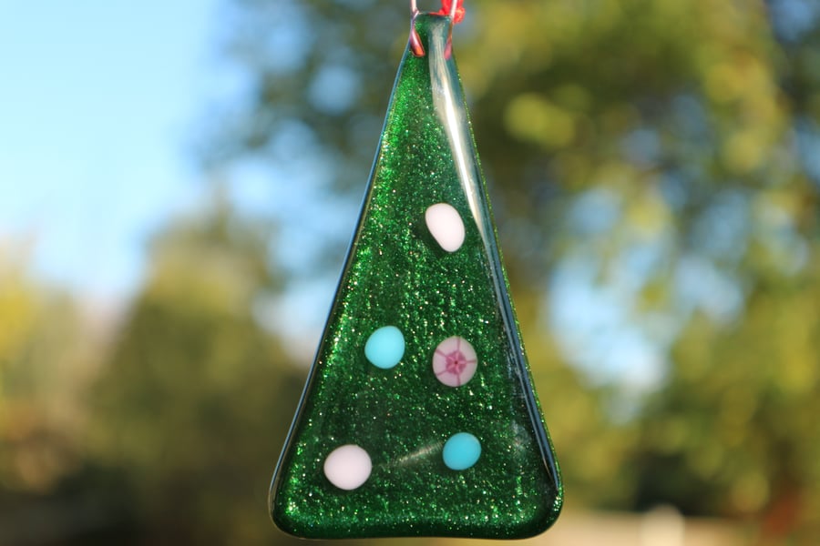 Fused glass Christmas tree decorations - pastel pink and blue