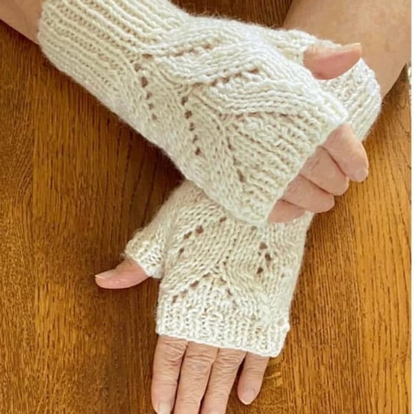 Fingerless Mittens Cream Colour Merino Wool Leaf Design Fits Average Womans Hand