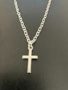 cross pendant necklace silver plated 18" curb chain