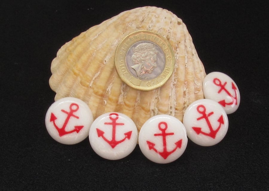 Vintage Buttons, Red Anchor on White Bed, 5x 19mm