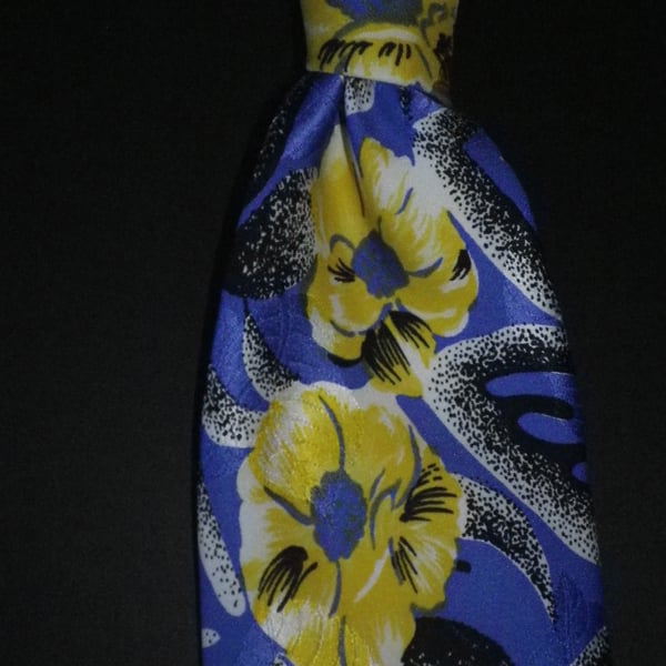 Dramatic yellow and blue floral silk screen print mens tie, 9.5cm, free shipping