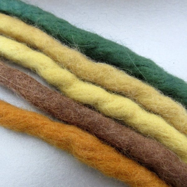Superthick Lopi Herb Dyed Craft Pack in Golden Brown