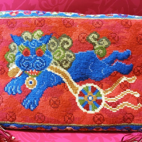Chinese Lion Tapestry Kit, Charted Needlepoint, Cushion Picture, Cross Stitch