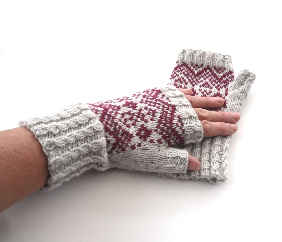 Grey & Red hand knit fingerless gloves