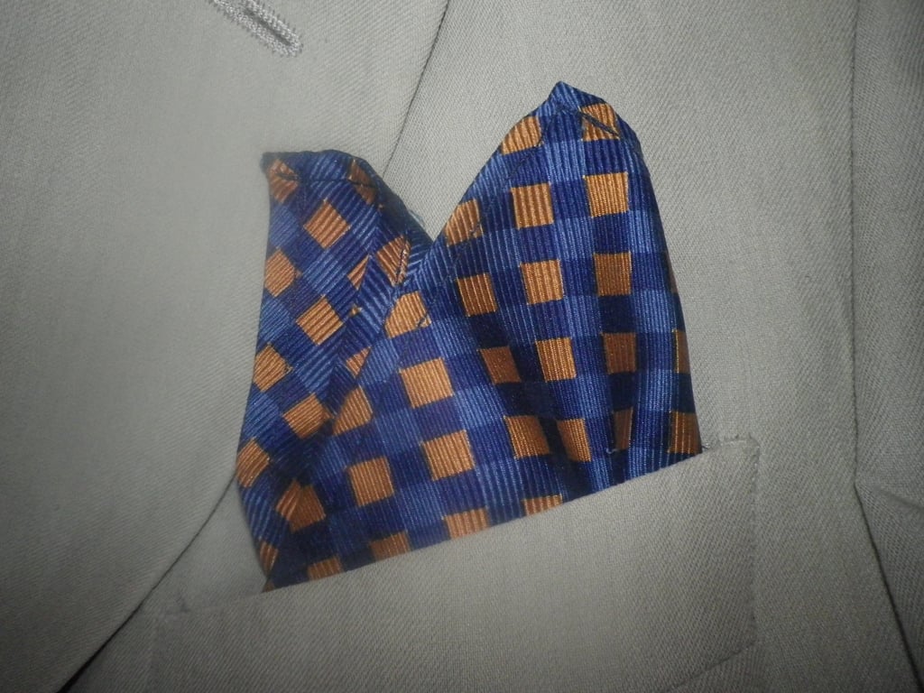 Gold diamond design on navy pure silk pocket square 25x25cm free shipping