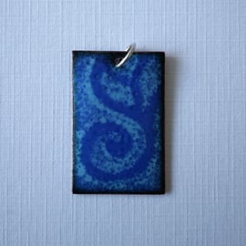 Enamelled ‘swirl’ copper rectangular pendant 056