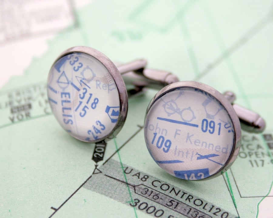 Pilot Gift Cufflinks for Husband – Perfect Holiday Gift for Aviation Enthusiasts