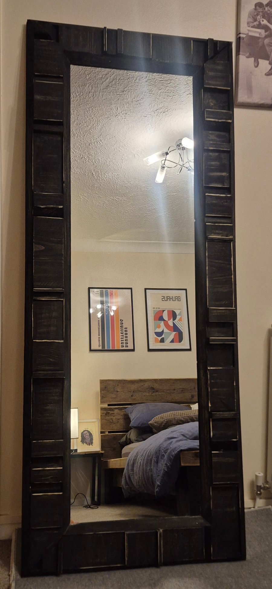 Large mirror 