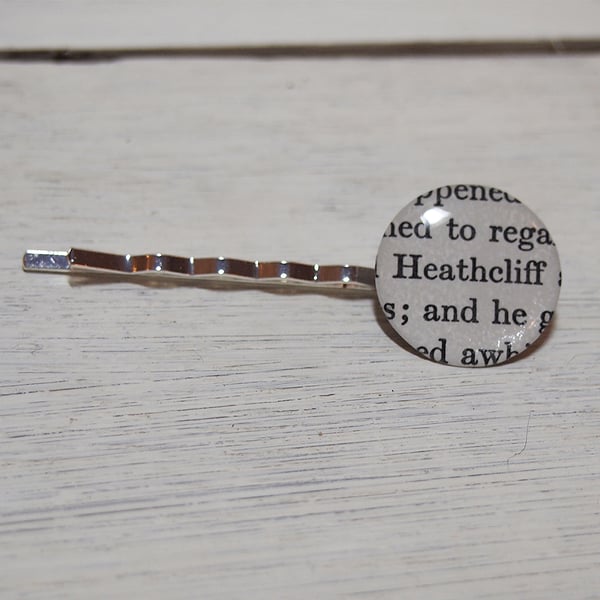 Wuthering Heights 'Heathcliff' vintage book page hair pin (1991).
