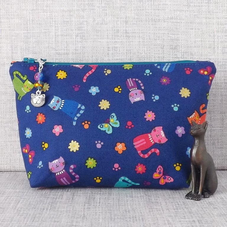 Makeup bag, zipped pouch, cosmetic bag, cats