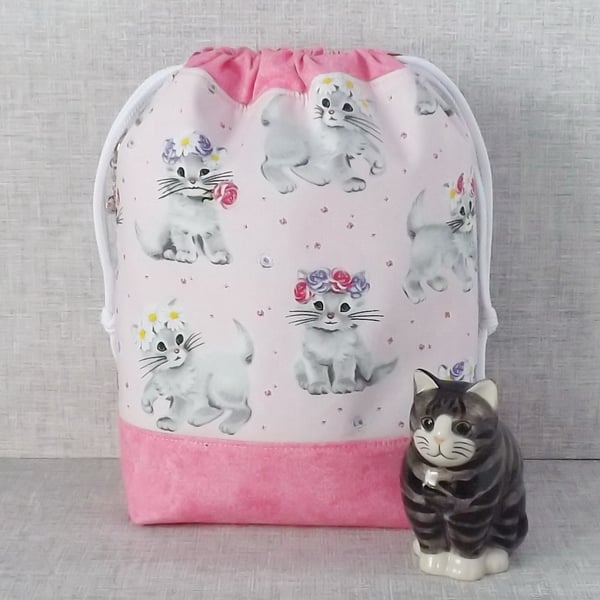 Project bag, drawstring bag, kittens, cats.