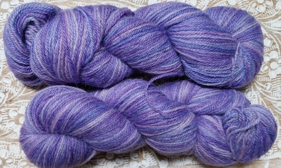 100g Hand-dyed 4PLY Wool Alpaca blend sock wool LILAC LOVE