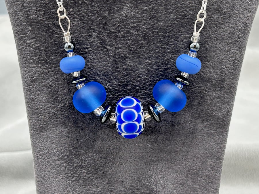 dark blue seaglass style etched lampwork glass beaded necklace