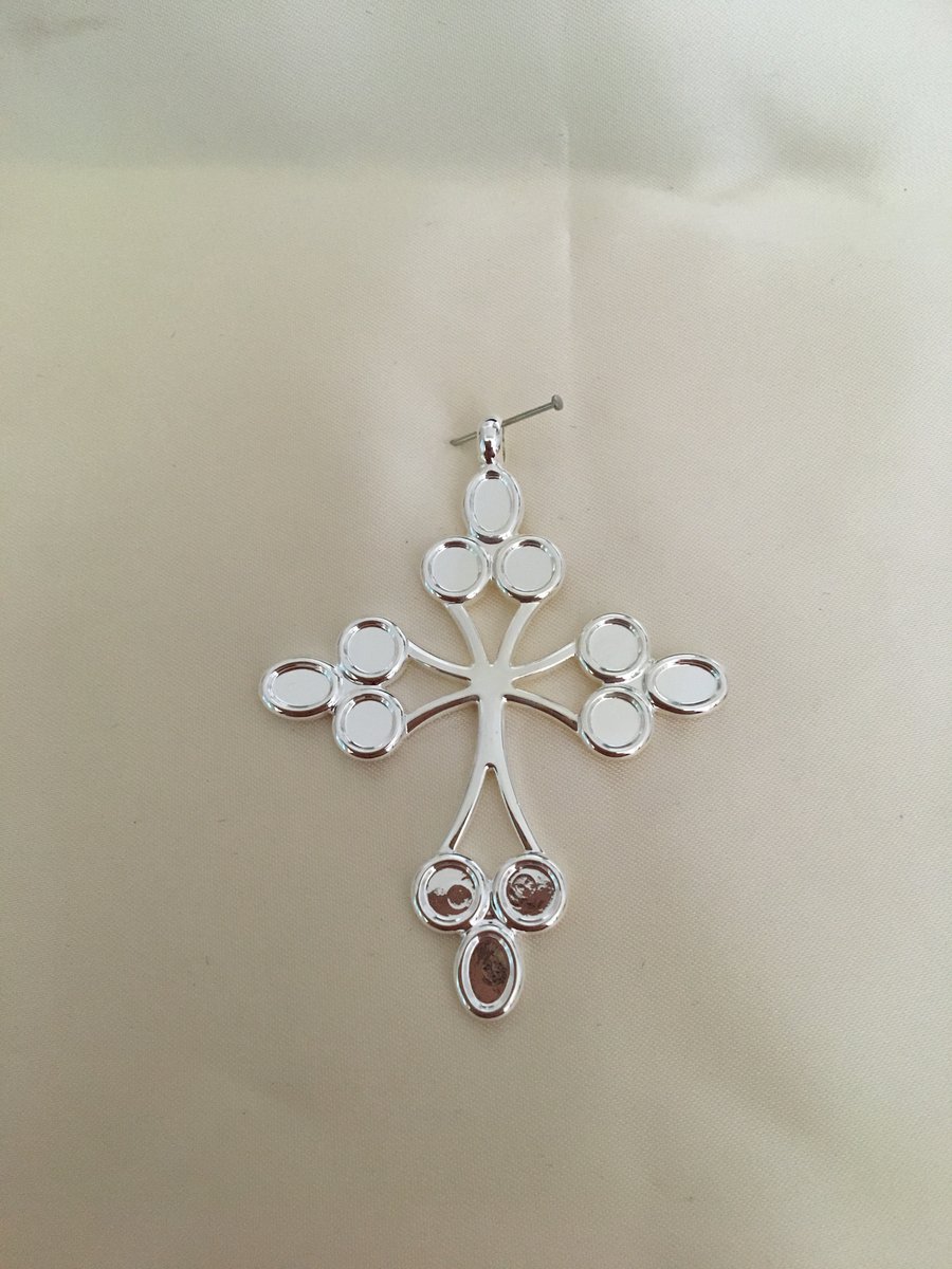 Cross Pendant Setting for Cabochons - S34