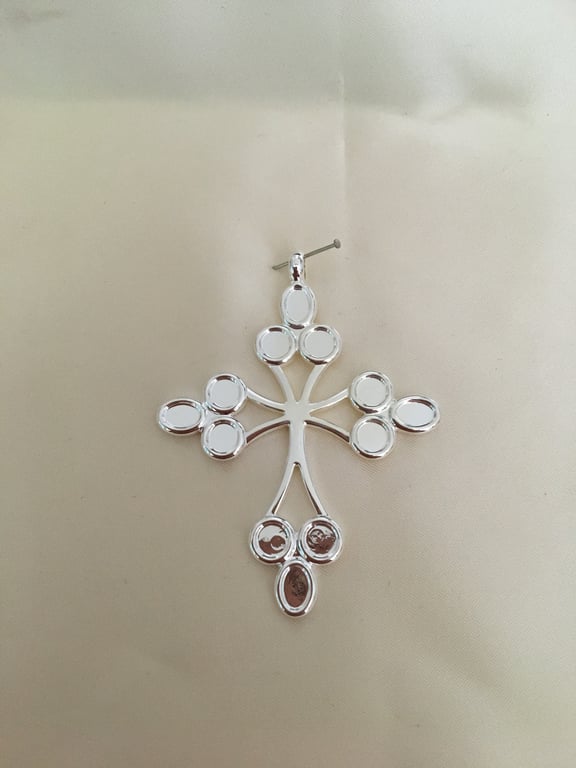 Cross Pendant Setting for Cabochons - S34
