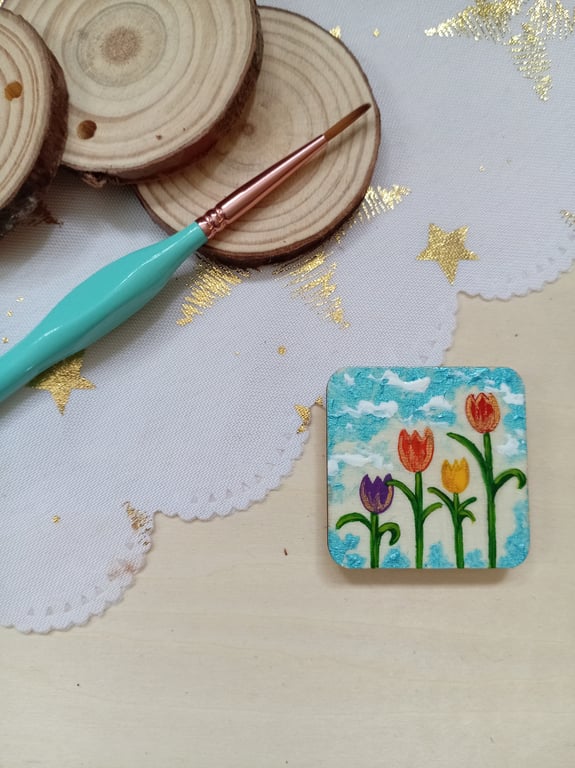Wooden square shaped tulip floral fridge magnet 