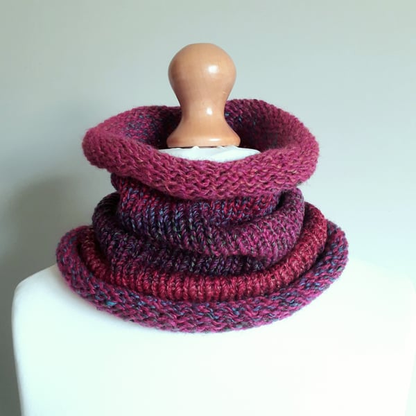 Neck warmer, Cowl, Scarf, Infinity Scarf - Purple and Pink