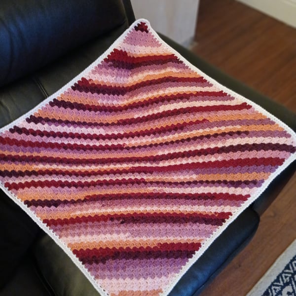 Crochet square baby blanket 