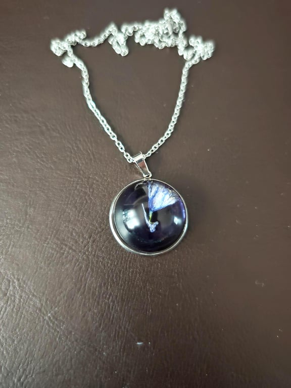 Handmade Real Flower Resin Necklace: Stainless Steel Chain