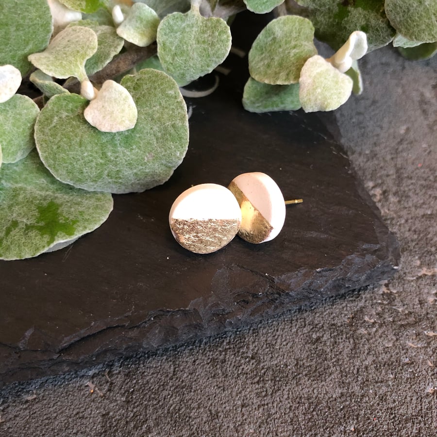 Ceramic button earrings - White gold