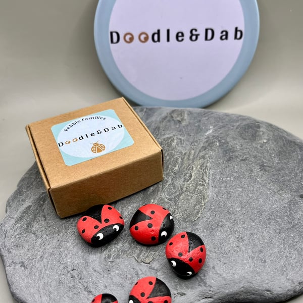 Pebble Family - 5 cute hand-painted pebble pets in a box