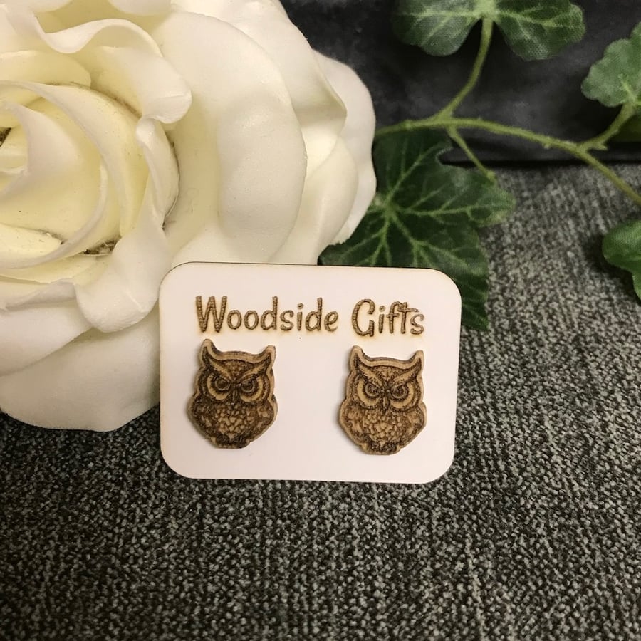 Owl earrings, laser engraved stud earrings. wildlife lovers gift