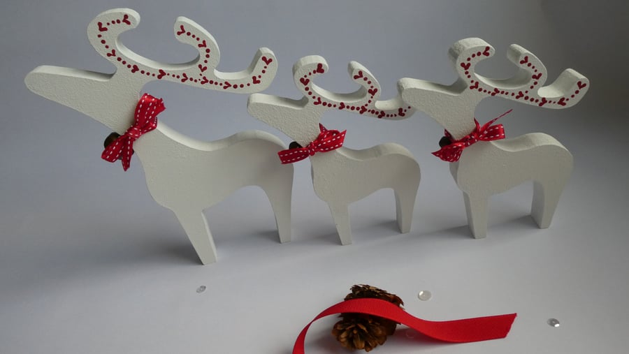 Sale - Set of 3 Handpainted Stargazing Reindeer