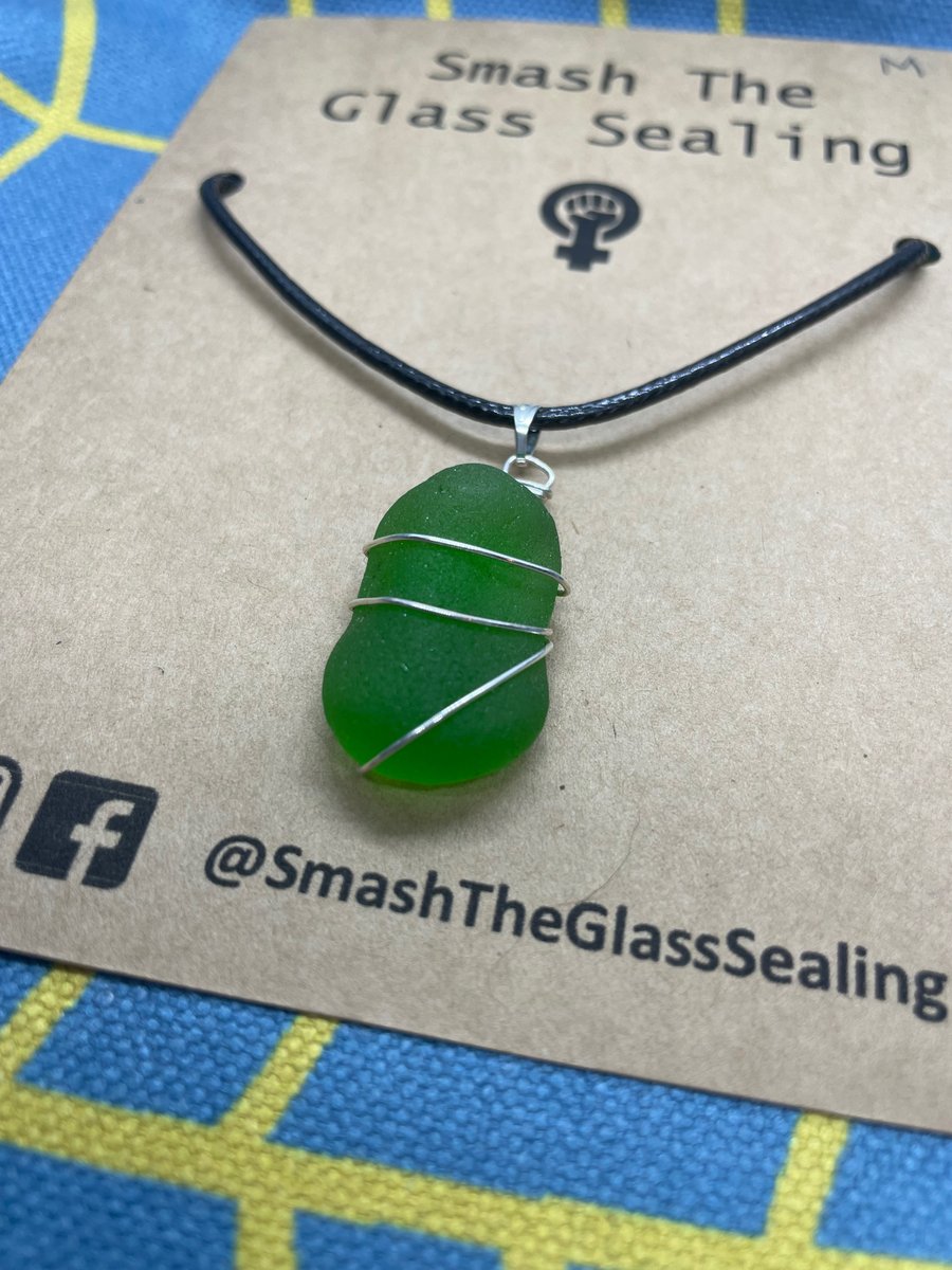 Rare Bright Green Seaham Sea Glass Black Necklace FREE SHIPPING 