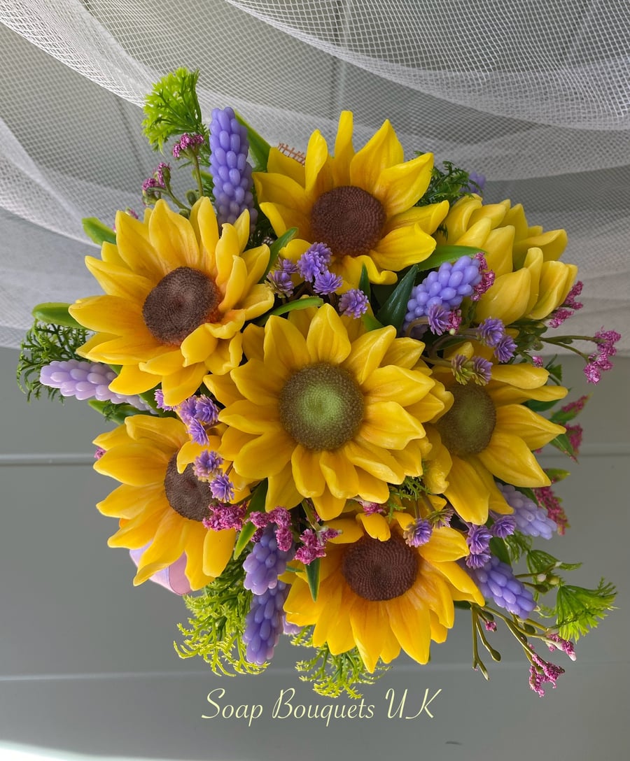 Sunflower & Lavender Solid Vegan Soap Bouquet, Alternative to Artificial Flowers