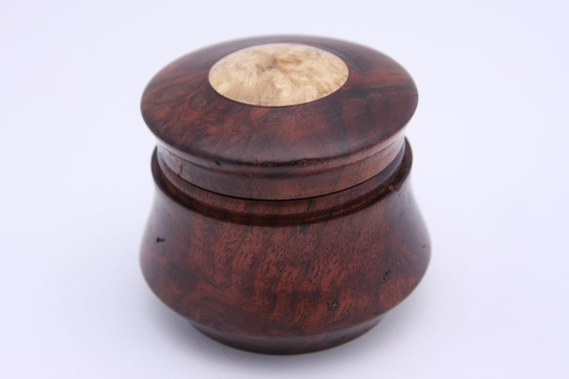 Small, Handmade Goldfield Burr Trinket Box with Sapwood Inlay No. 762