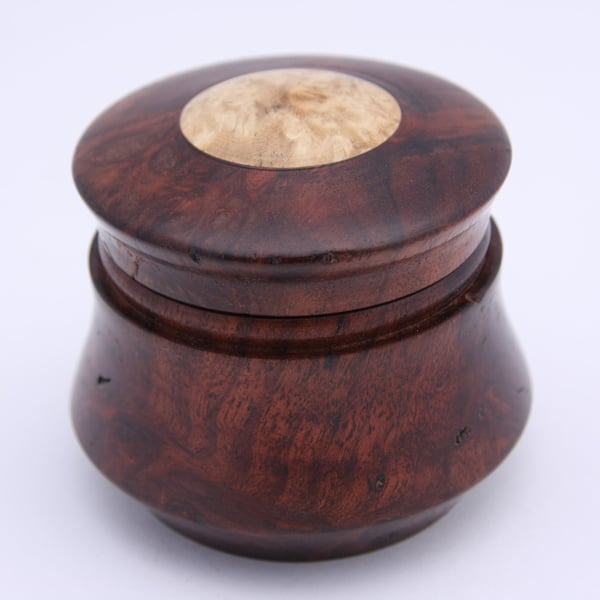 Small, Handmade Goldfield Burr Trinket Box with Sapwood Inlay No. 762