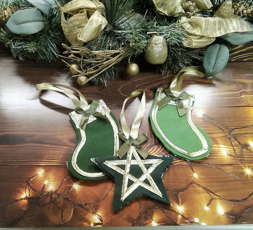 Christmas Tree Decoration, Stocking, Star Green and Gold Felt Ornament