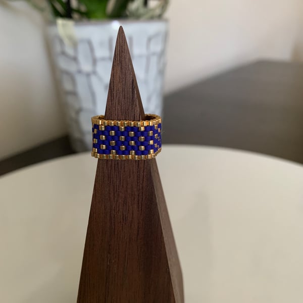 Colourful beaded ring