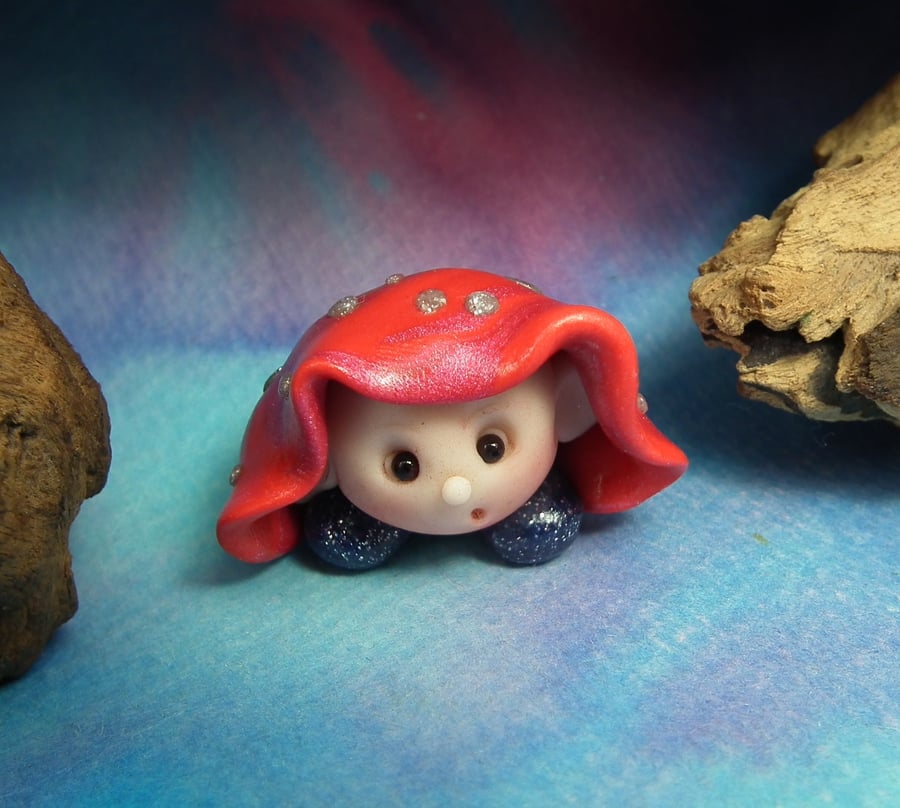 Original Squat Toadstool Gnome 'Oona' 1" Fly Agaric Hat OOAK Sculpt Ann Galvin
