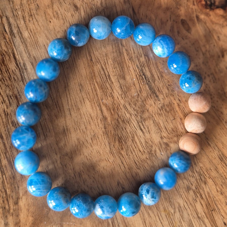Apatite & Wooden Bead Bracelet