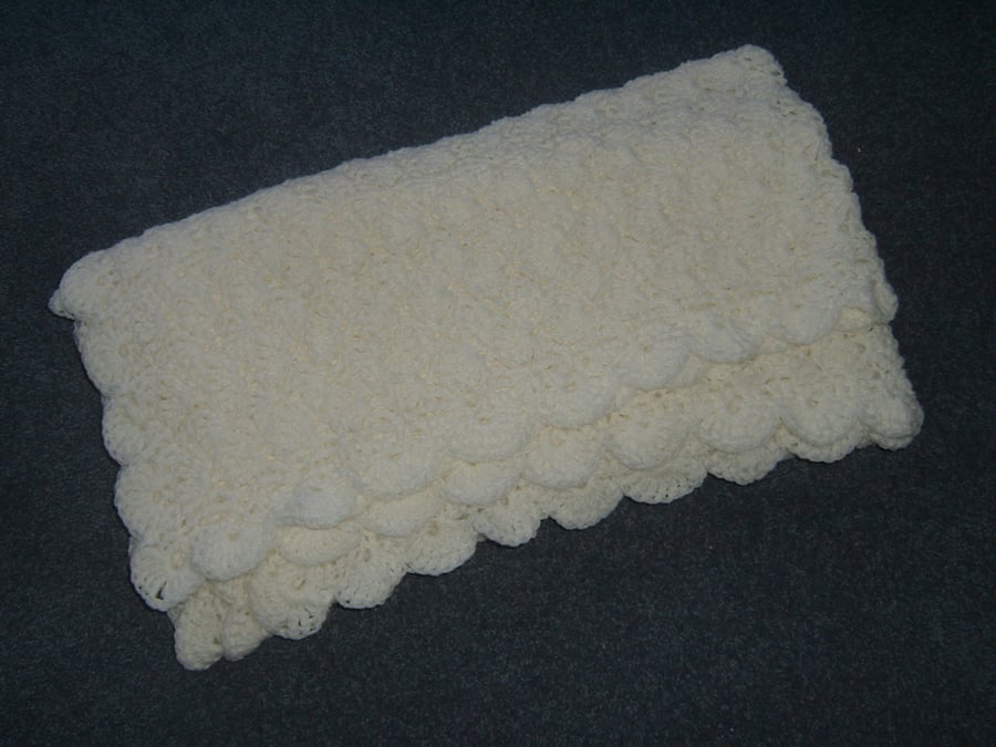 white crocheted baby shawl ( ref 60272)