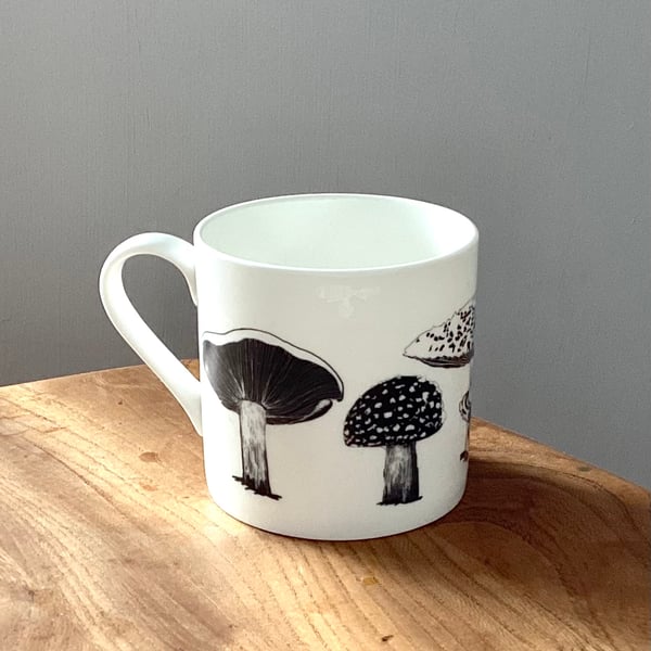 Fungi Mushroom Mug - forager, gardener gift, autumn, nature, botanical