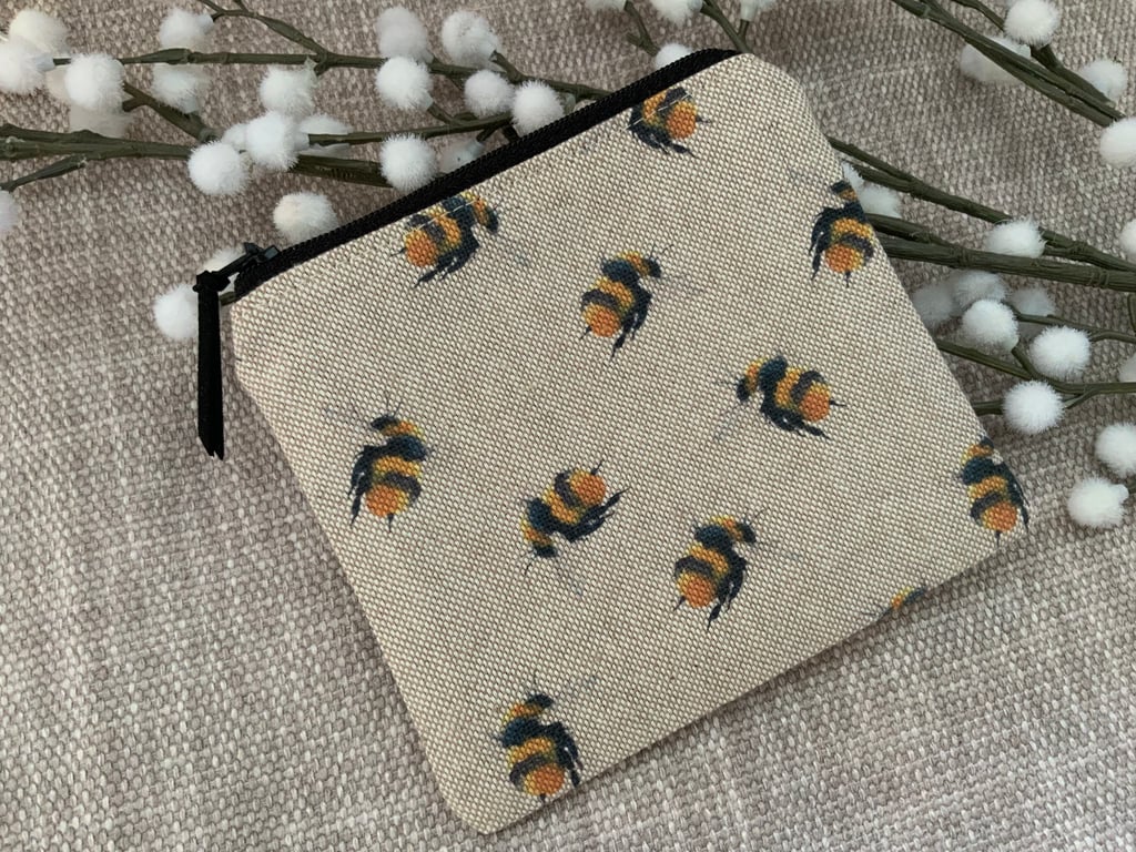 Fabric Coin Purse, Money Pouch, Zipped Purse, Purse, Card Holder, Bee