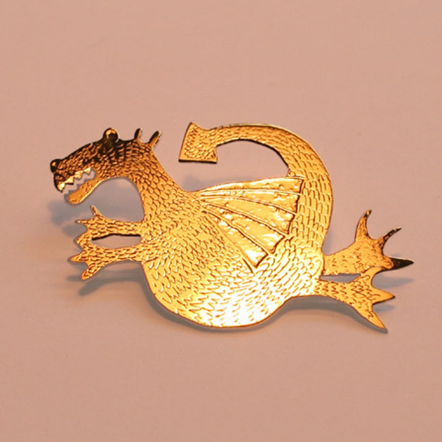 Small friendly dragon brooch