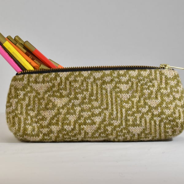 Rule 30 pencil case - olive green and fawn