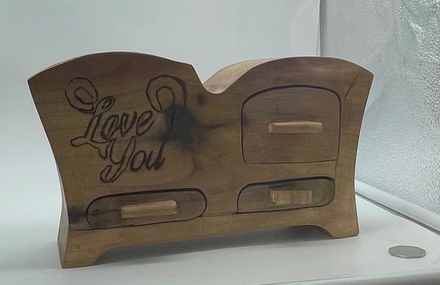 Handcrafted Wooden Pen Holder - Multi-Purpose Bandsaw Box for Desk Organization