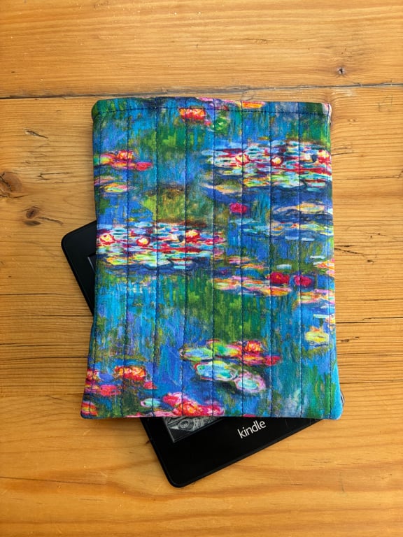 Monet Water Lilies Print Quilted Sleeve For 6" Kindle Paperwhite 