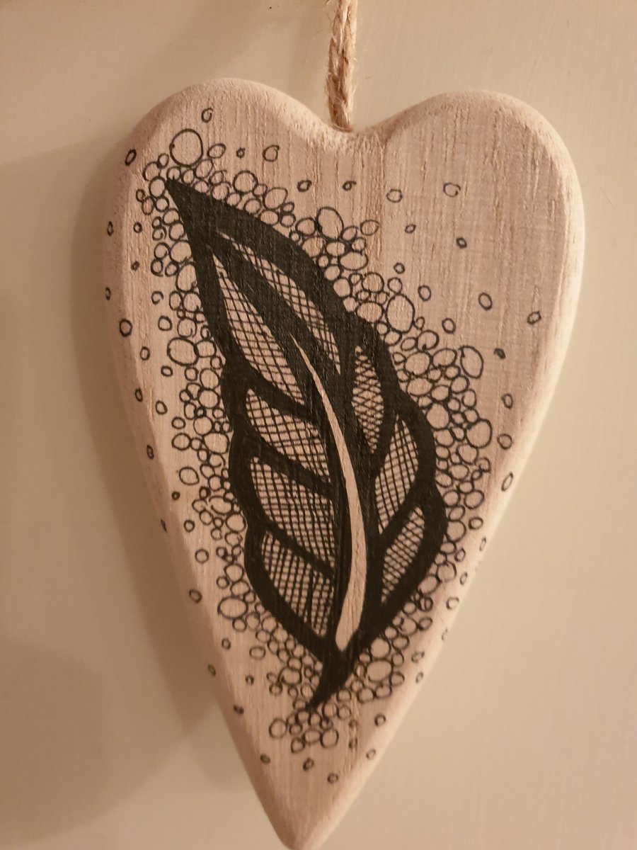 Leaf wooden heart decoration