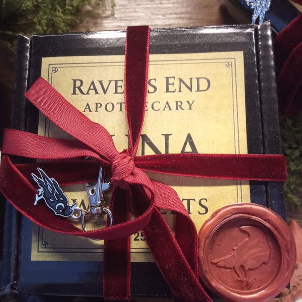 Wax Melts Luna Floral Musk Highly Scented Soy Wax Handmade Home Fragrance
