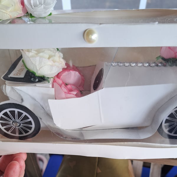 Rolls Royce wedding car made with card