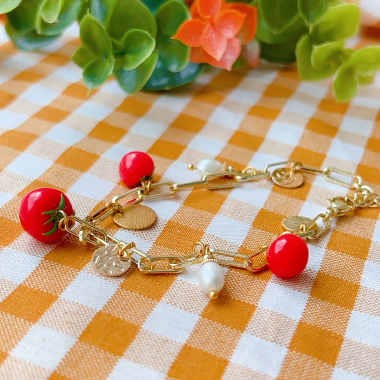 Tomato Charm Bracelet, Pearl Gold Chain, Royal Ascot 2026 Style Guide