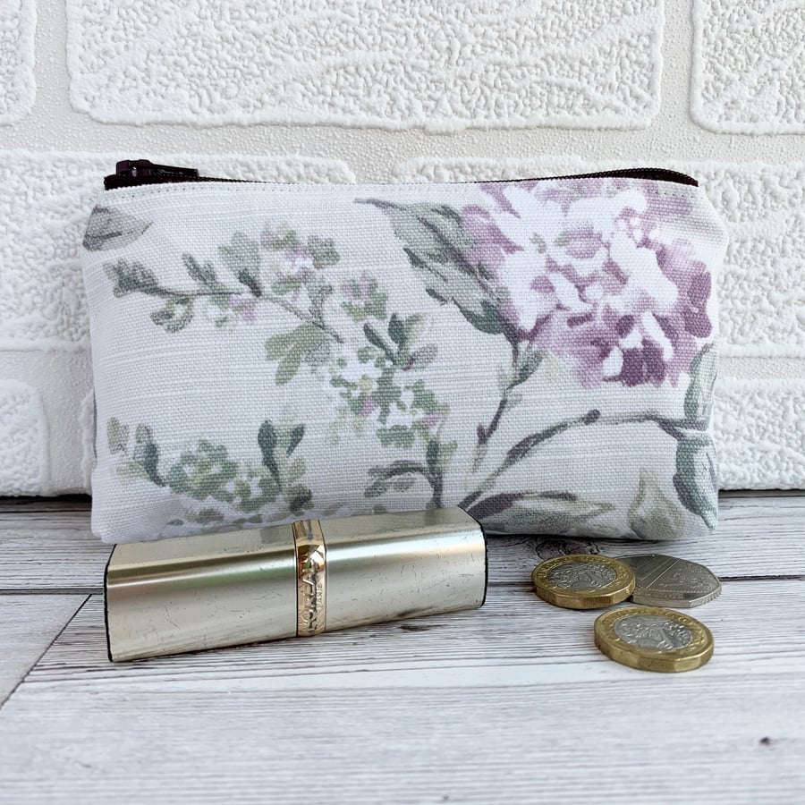Large Purse, Coin Purse with Floral Pattern in Pastel Lilac and White