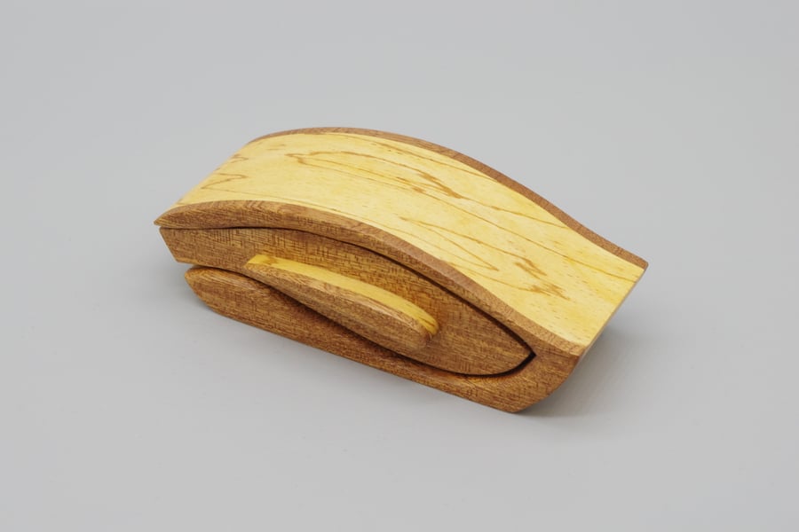 Handmade small wooden trinket, jewel box. Bandsaw Box.