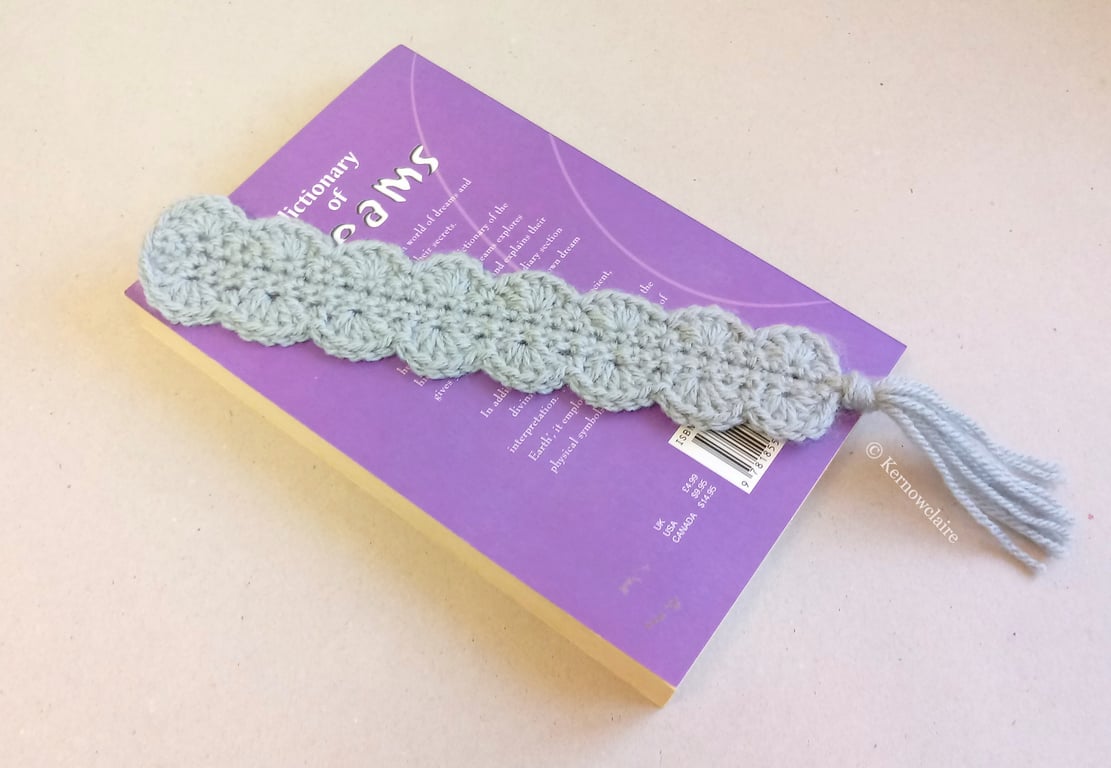 Grey bookmark with tassel, crochet bookmark, handmade