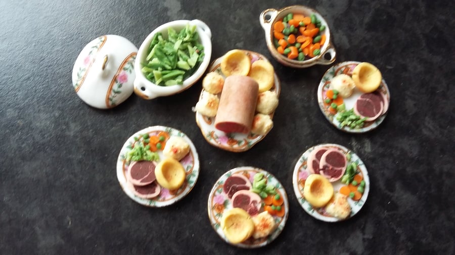 1.12TH ROAST BEEF DINNER FOR FOUR